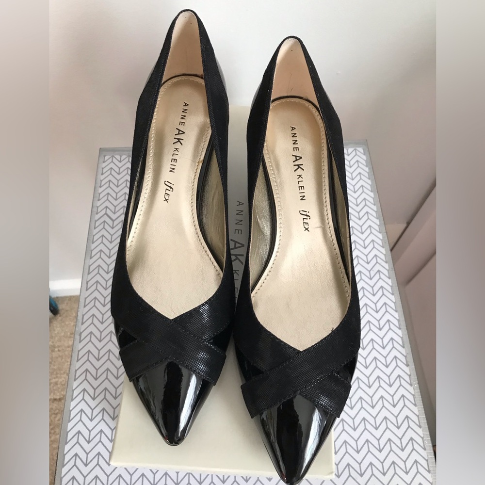 Anne Klein Black kitten heel shoes